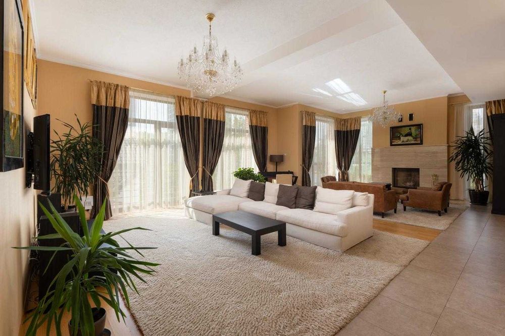 Продаж будинку в Царському селі за адресою вул. Редутна Печерськ