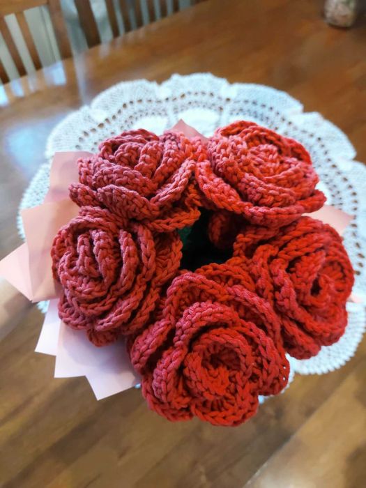 Bukiet róż na szydełku