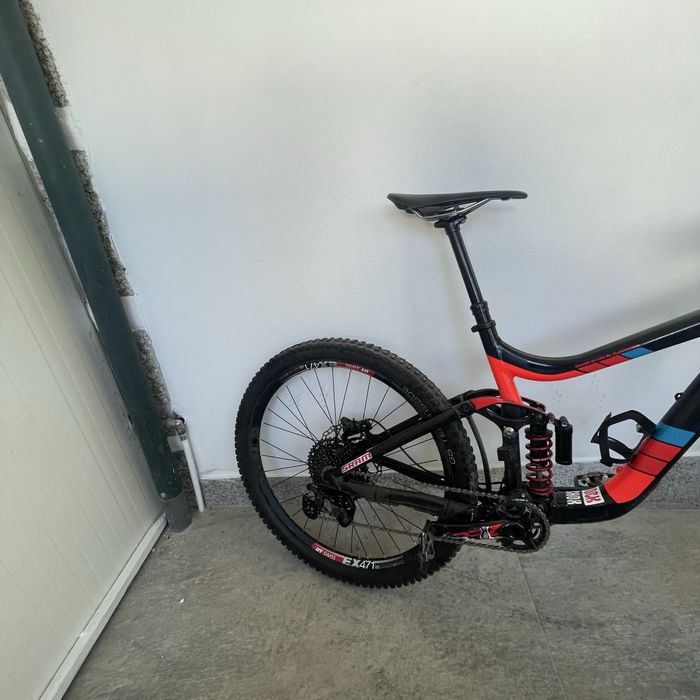 Bicicleta giant como nova