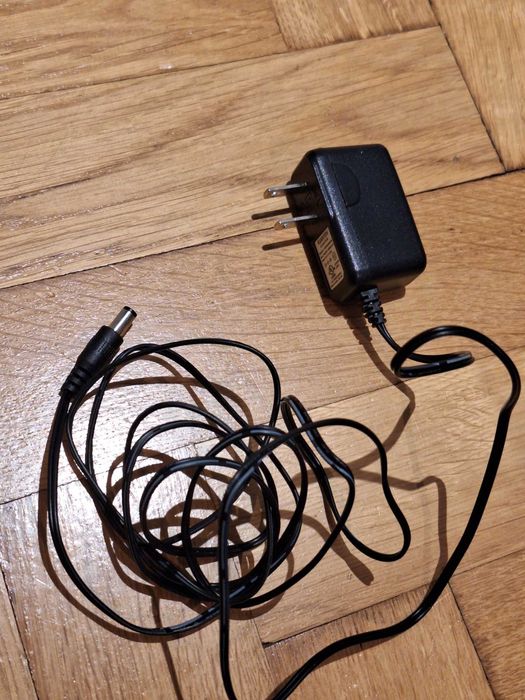 Zasilacz Kuanten KT05W045055USD 4,5V 0,55A amerykański