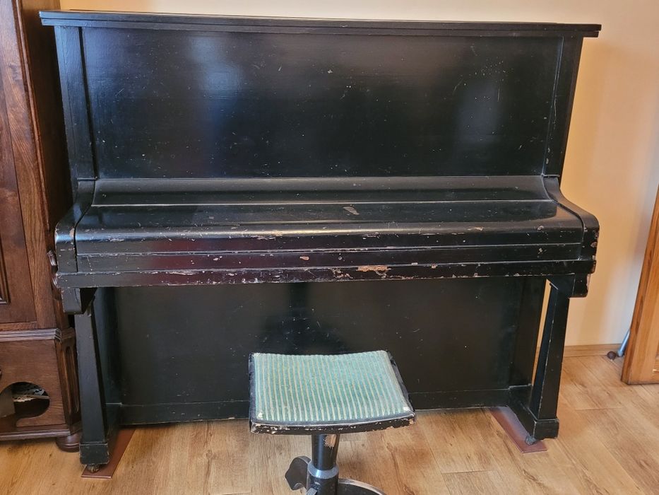 Sprzedam pianino