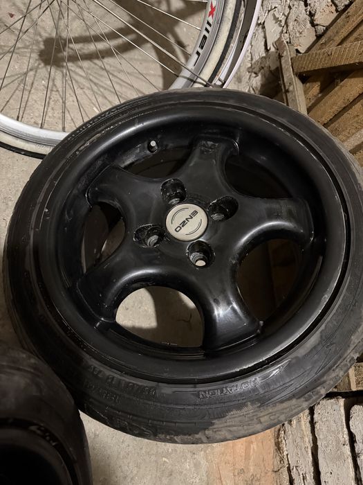 Felgi ENZO 15” z oponami Uniroyal – 7J ET35 4x100