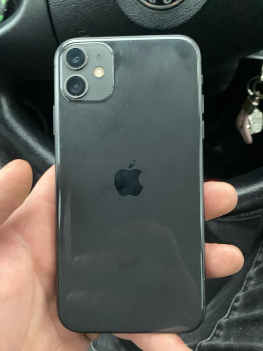 Пррдам айфон 11 на 64 гб