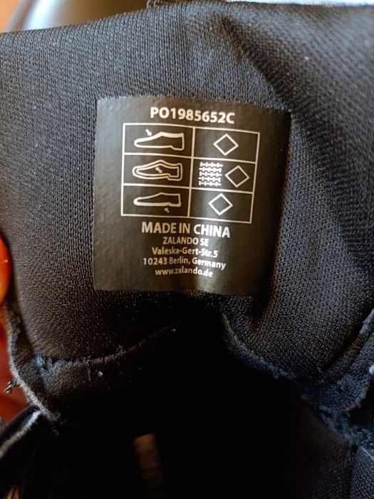 Botki sznurowane Yourturn ,unisex.