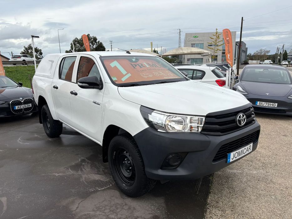 Toyota Hilux 2.4 D-4D 2WD CD