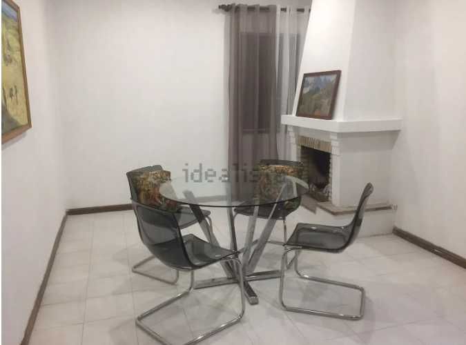 Moradia T4 com garagem e jardim