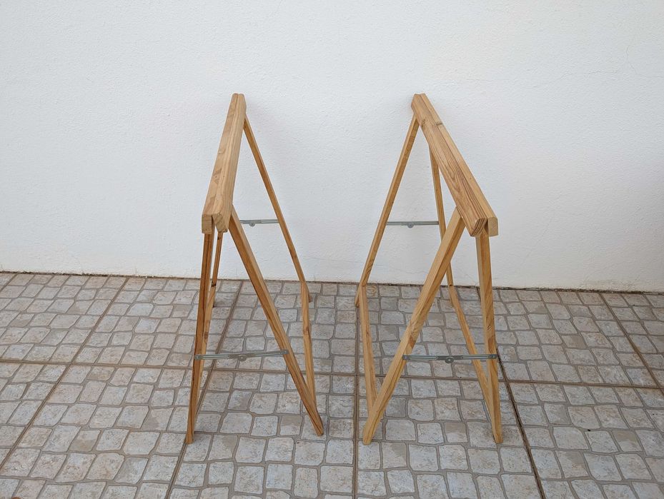 2 Cavaletes de apoio