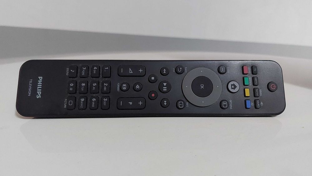 TV LCD PHILIPS (Full HD) - Avariada