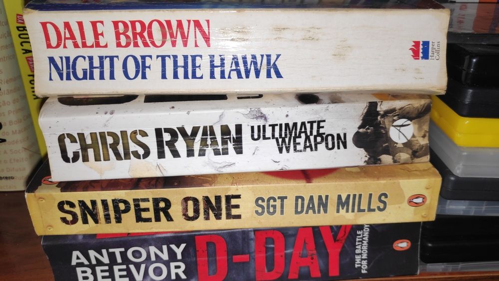 Livros de espionagem e guerra ingleses baratos