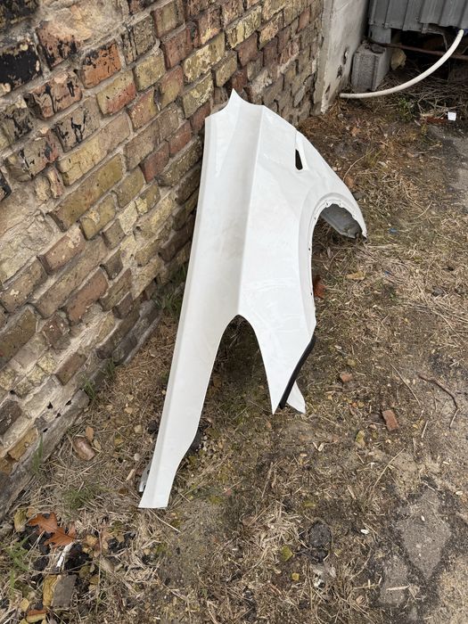 Крило передне ліве Tesla Model Y оригінал