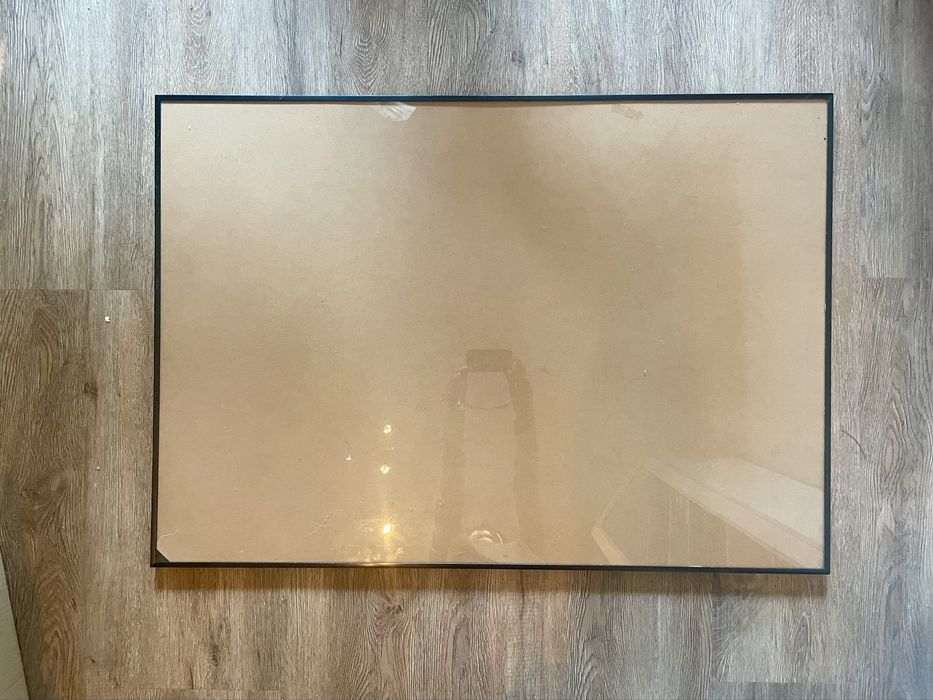 Moldura Grande Preta com Vidro para Poster – 101x71 cm