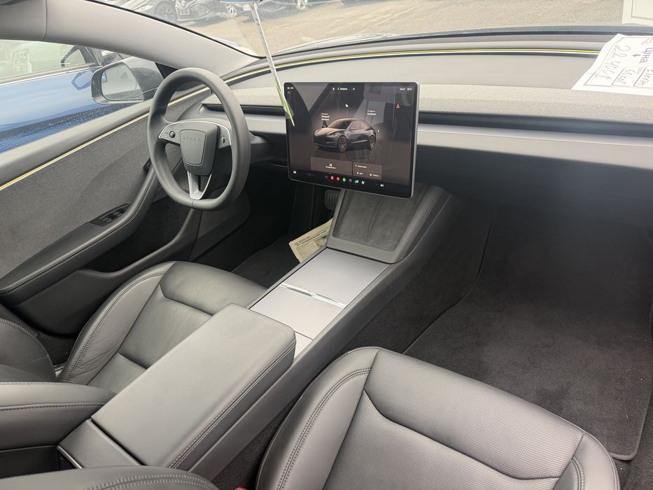 В ПРОДАЖІ Tesla Model 3 2024р