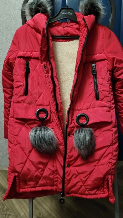 Продам зимову курточку, куртку