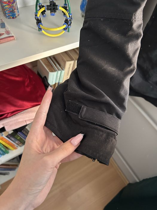 Długie luźne spodnie