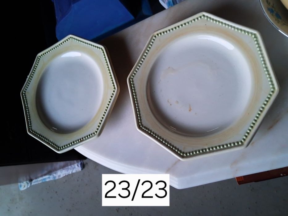 Dois pratos de sobremesa vintage