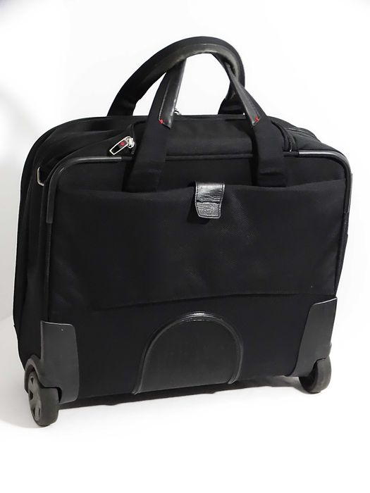 Torba na kółkach Samsonite elegancka i funkcjonalna torba biznesowa.