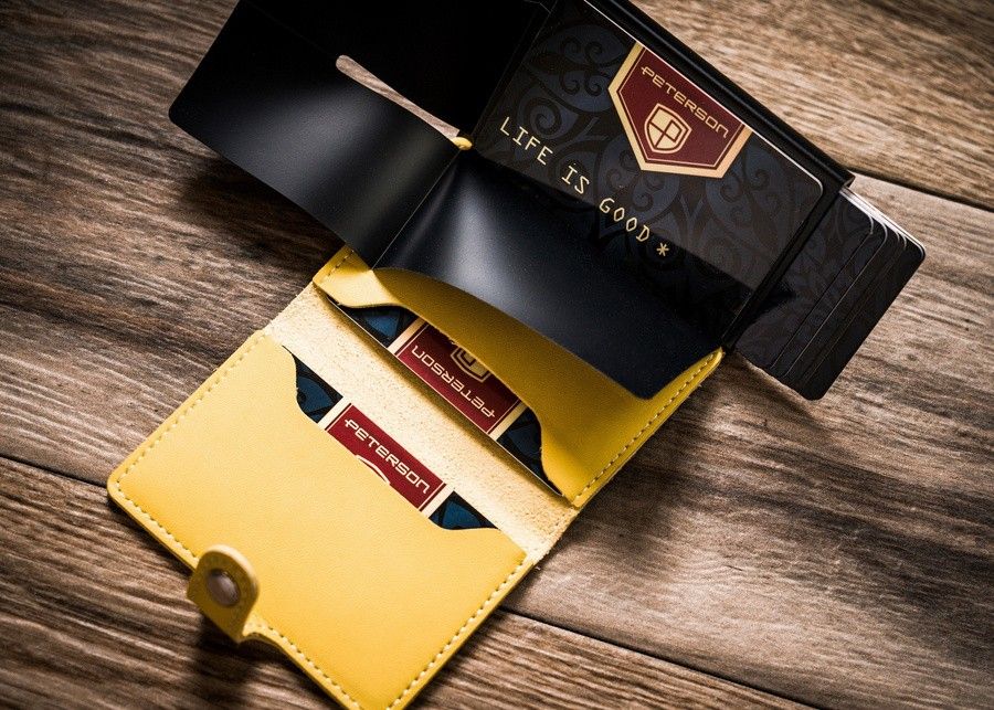 skórzane etui z podajnikiem na karty i wizytówki - peterson