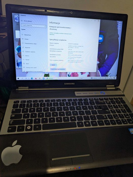 Samsung NP-RF511  i5-2430M 8 ГБ DDR3 SSD 120 GB відмінний стан