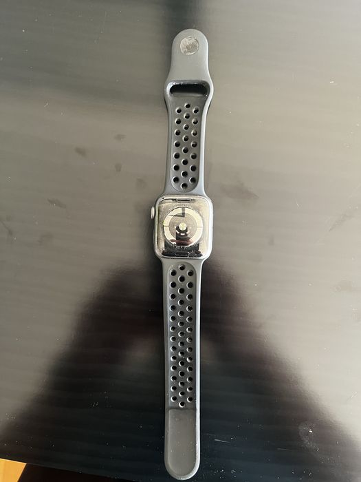 Apple Watch Series 4 Nike+ 40mm – Funcional + Braceletes