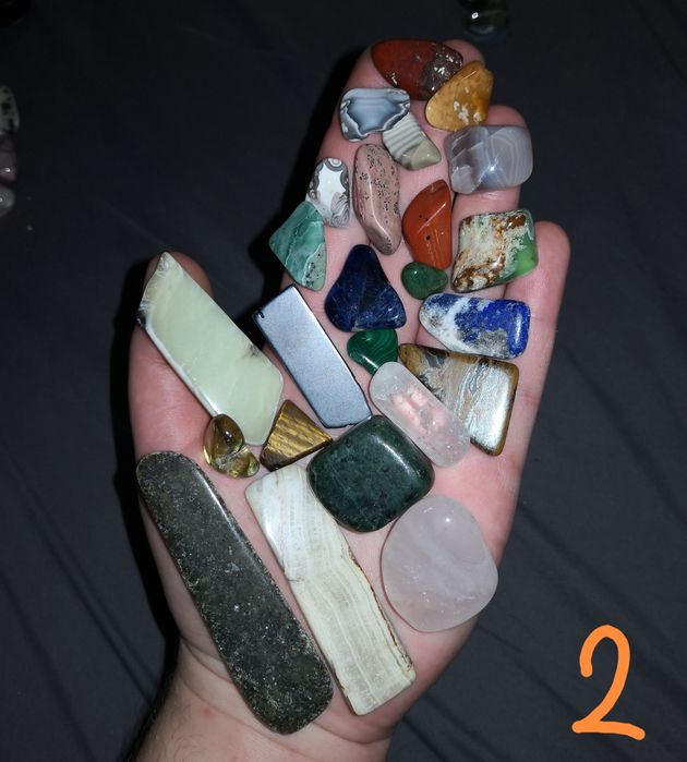 Zestaw kolekcja kamienie minerały naturalne agat lapis lazuli malachit