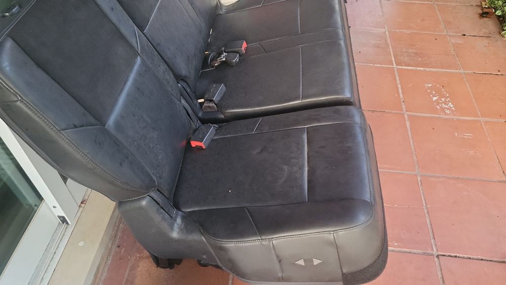 Bancos traseiros eléctricos Chrysler