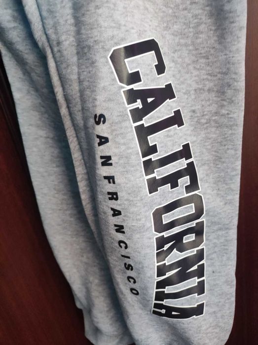 Новые Спортивные штаны California  утепленные. M - Новые!