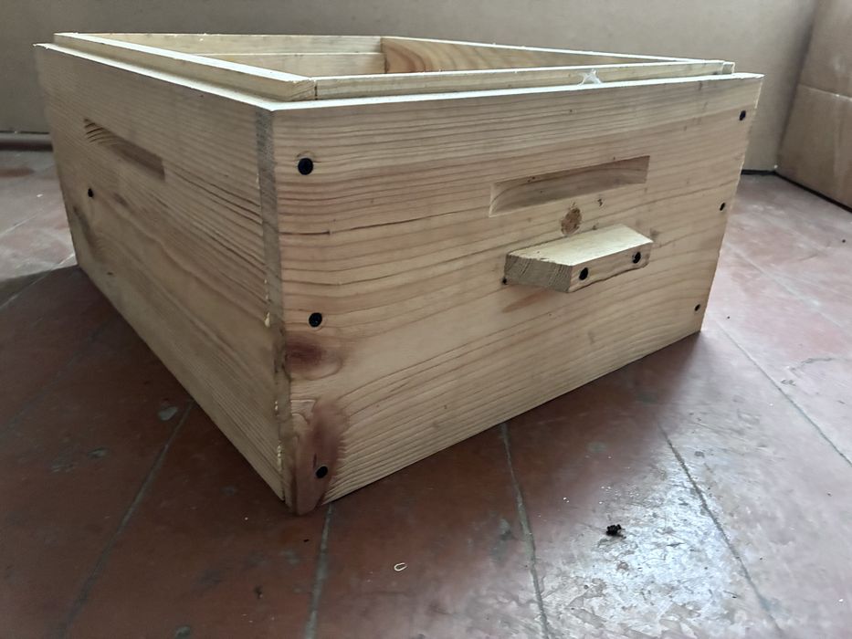 Продам корпуса до вуликів