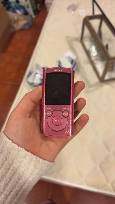 MP4 Sony Cor-de-rosa