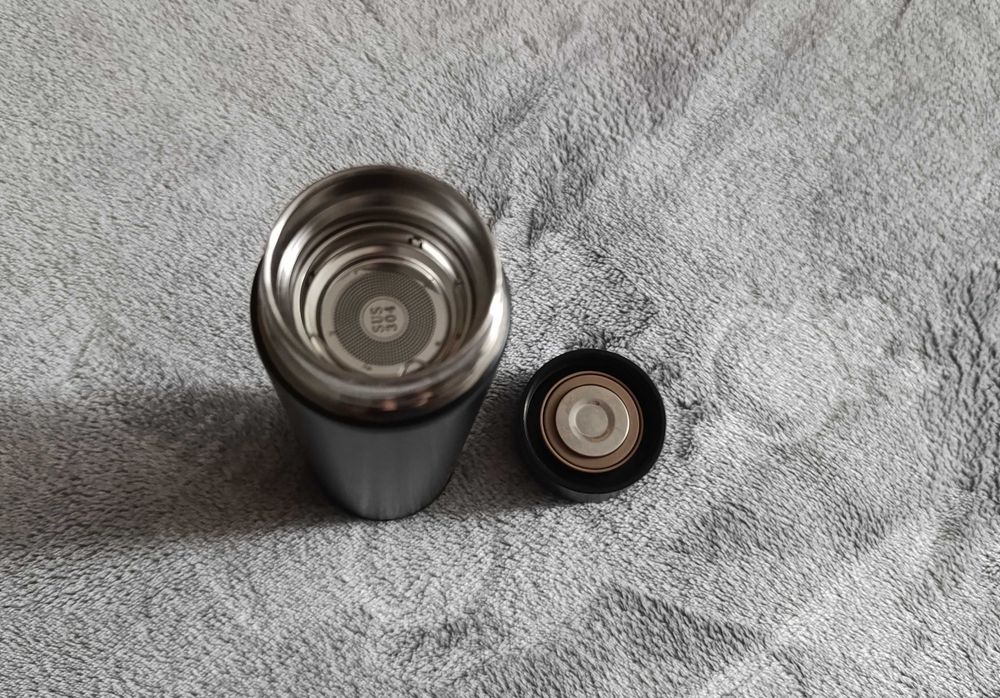 Nowy inteligentny termos/kubek termiczny czarny 500ml