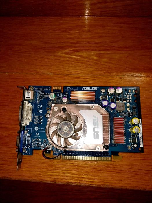 Asus 6600gt - Placa de Video Antiga