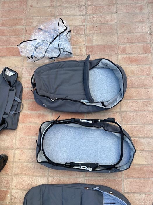 Carrinho de Gémeos Joolz Geo 2 Twin Completo + Extras
