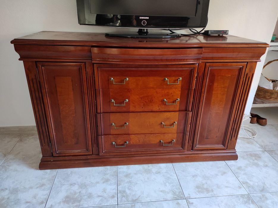 Mobília de Quarto Casal em madeira Cerejeira