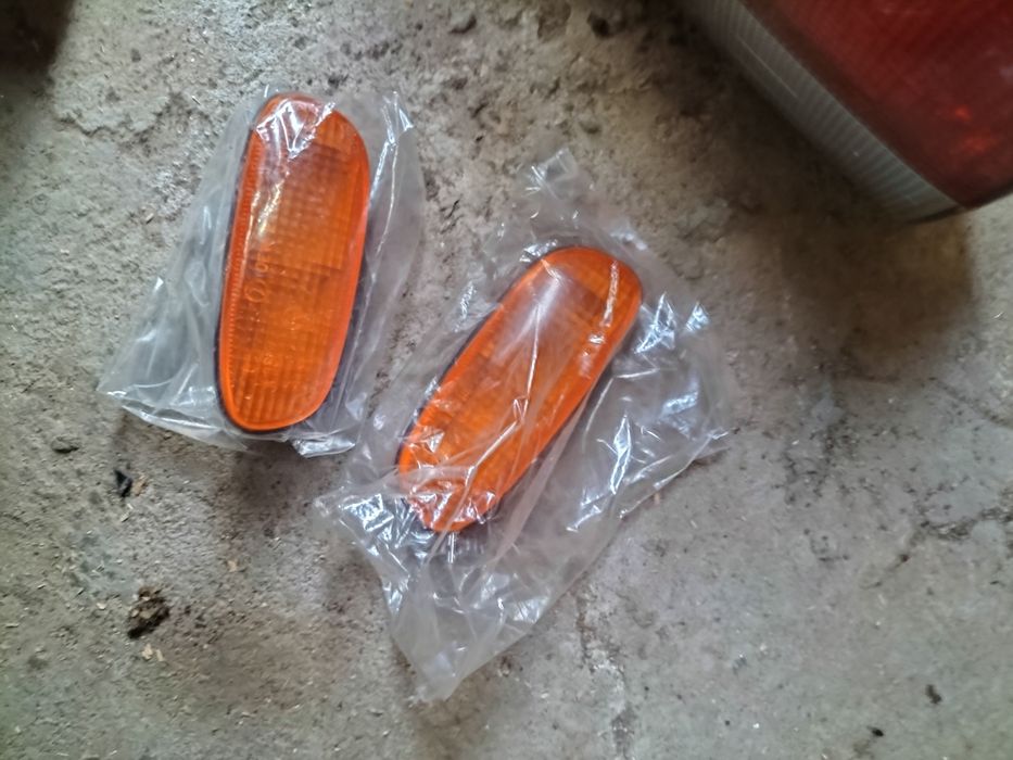 Conjunto de piscas  e ópticas