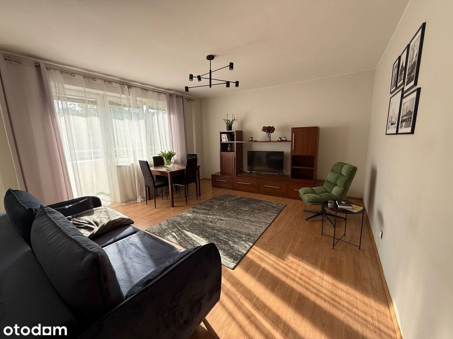 56 m², 2 pok., osobna kuchnia, duży balkon, 300 m do metra