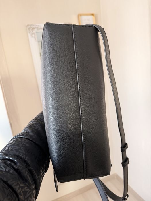 Сумочка вмістка   zara