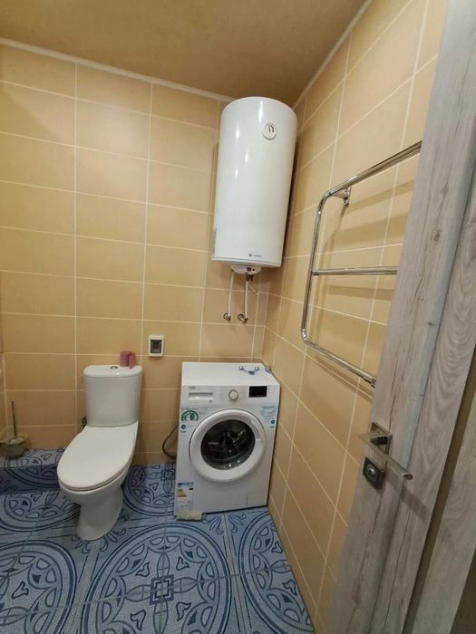 Продам видову, 3-и к/к 99 м2, 2008 р/з в Ковалівці.