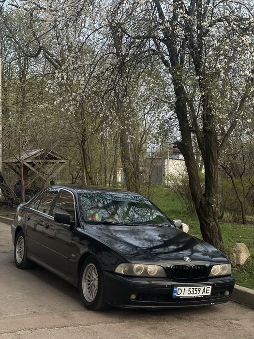 Продам  BMW E 39  M57 3 .0  дизель СРОЧНО !! продаю страховка нова