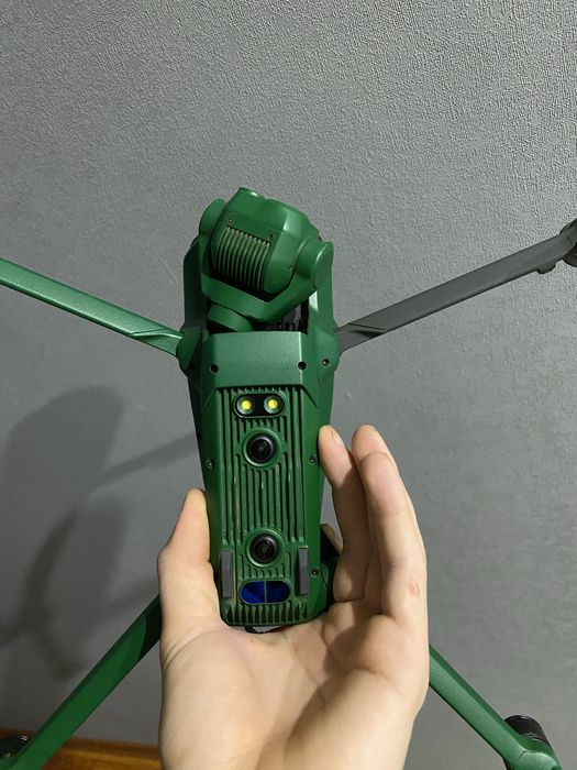 Дрон Mavic 3T ..