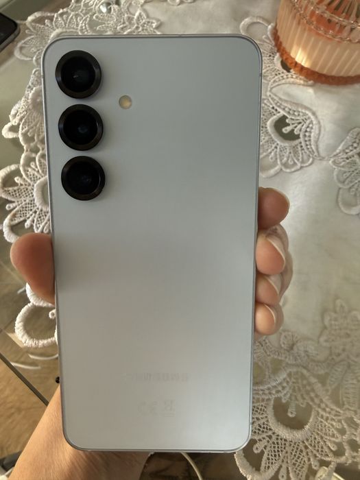 Samsung Galaxy S 25