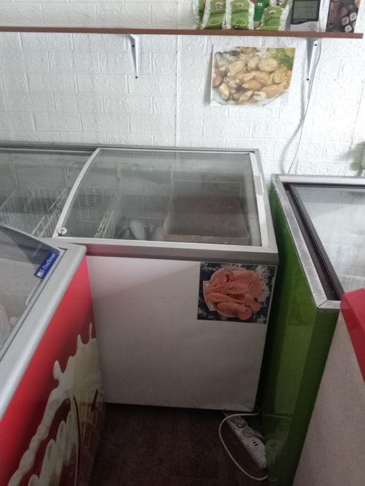 Продам морозильник