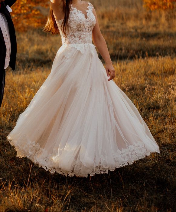 Suknia ślubna r. 36