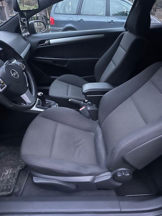 Opel Astra h gtc 2.0t