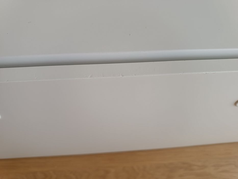 Banco/baú IKEA para criança