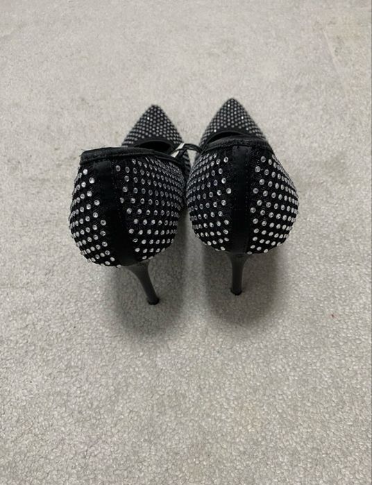 Туфлі Zara 37 розмір