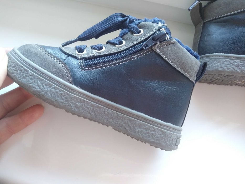 Sneakersy Trzewiczki buty ocieplane  roz 23 okidoki j ecco. clarks