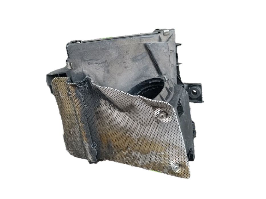 Caixa filtro ar VOLKSWAGEN Passat (3B3)