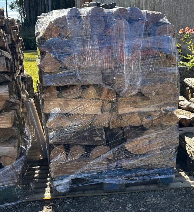 Vende-se lenha seca - mistura ou eucalipto (nao faço entregas)