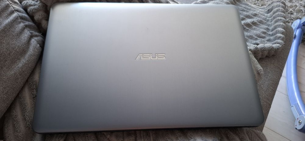 Laptop Asus A541N