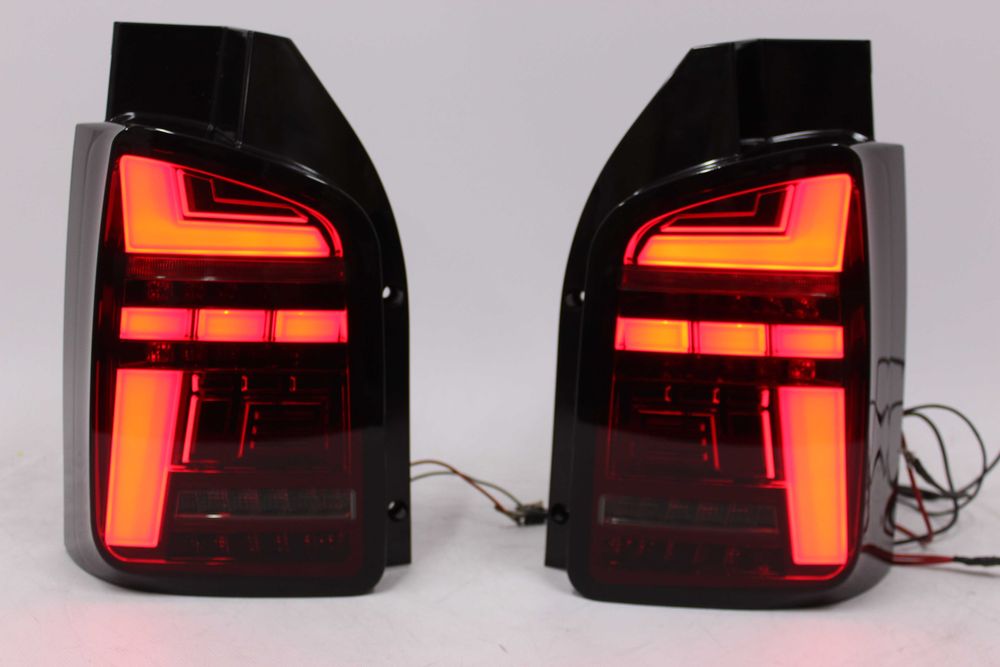 Lampy tylne tył VW T6 20-21 Transporter Drzwi NEON LED BAR Dynamiczne