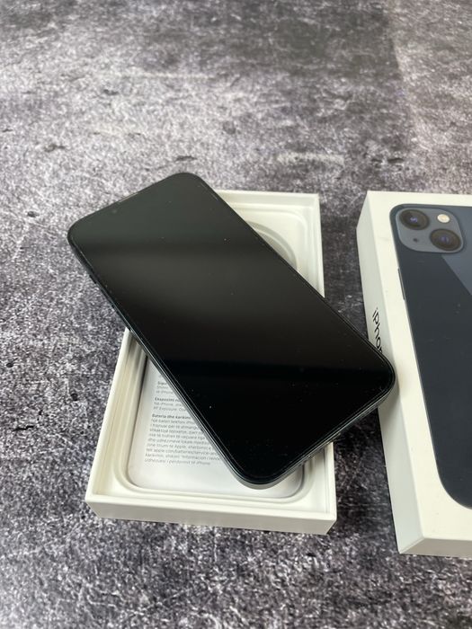 iPhone 13 128 GB – Północ (Midnight)